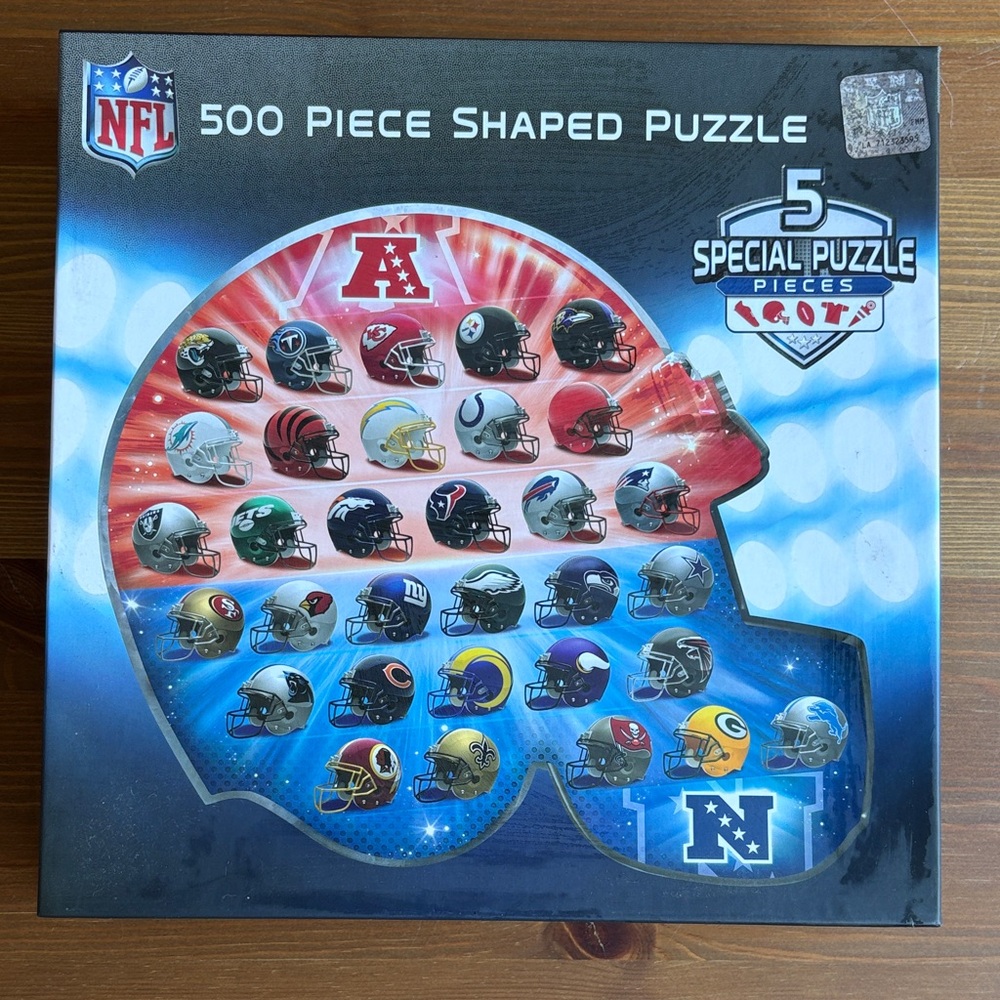 NFL 500 Piece Shaped Puzzle